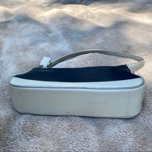 SOLD: COACH Leather Shoulder Bag - Picture 8 of 8